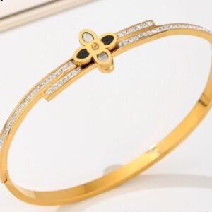 3fc87fe9-b3bc-4f97-bd0d-86633ffbf384